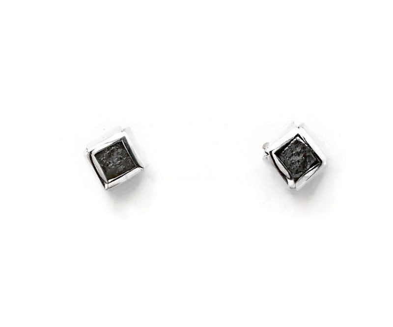 Ohrstecker Silber mit Rohdiamant