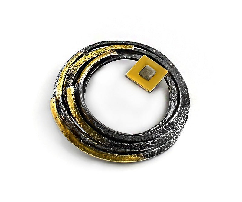 Anhänger aus Silber und Silber geschwärzt und vergoldet mit Rohdiamant inkl. Hal