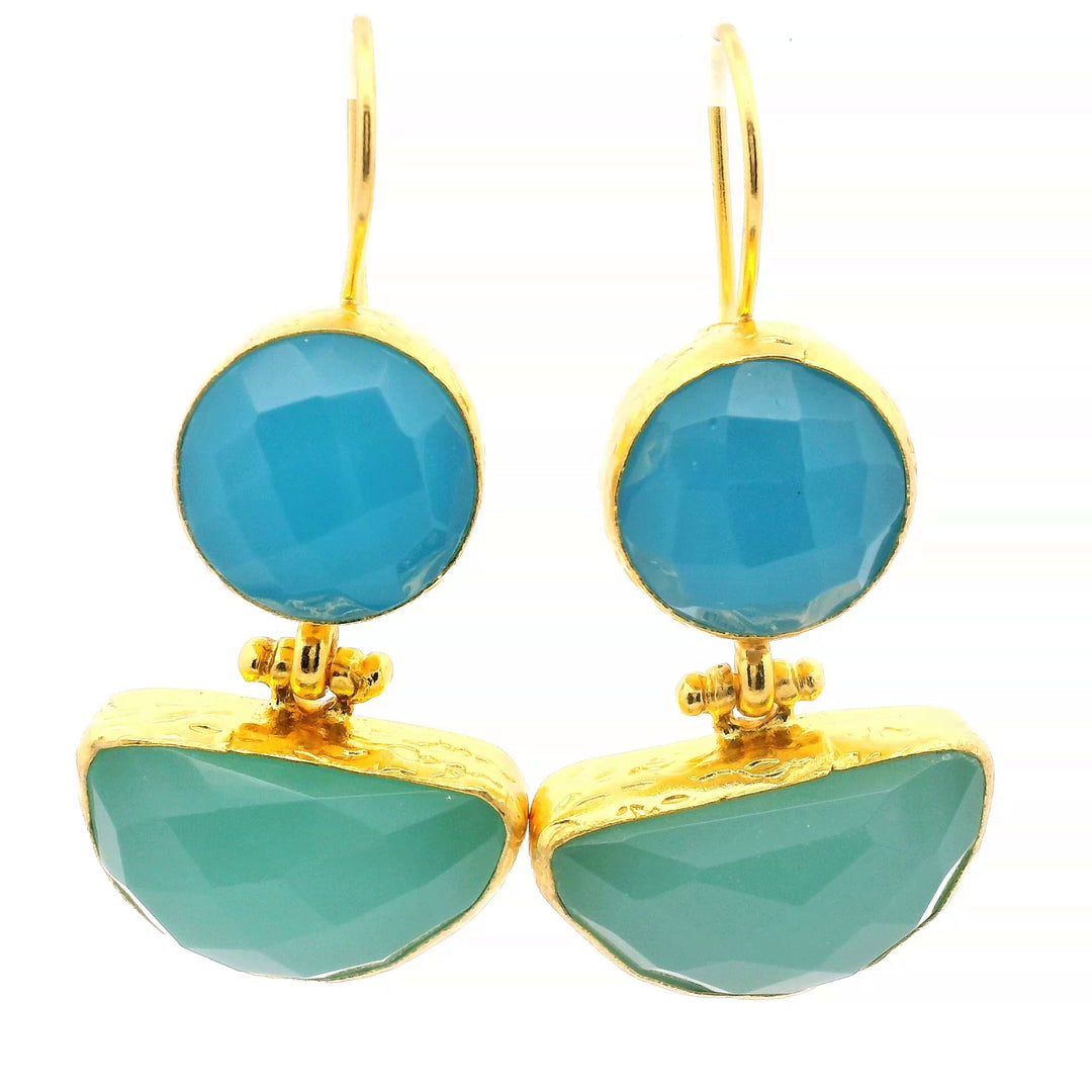 Ohrring aus Messing, vergoldet, Aquachalcedon und blauer Chalcedon
