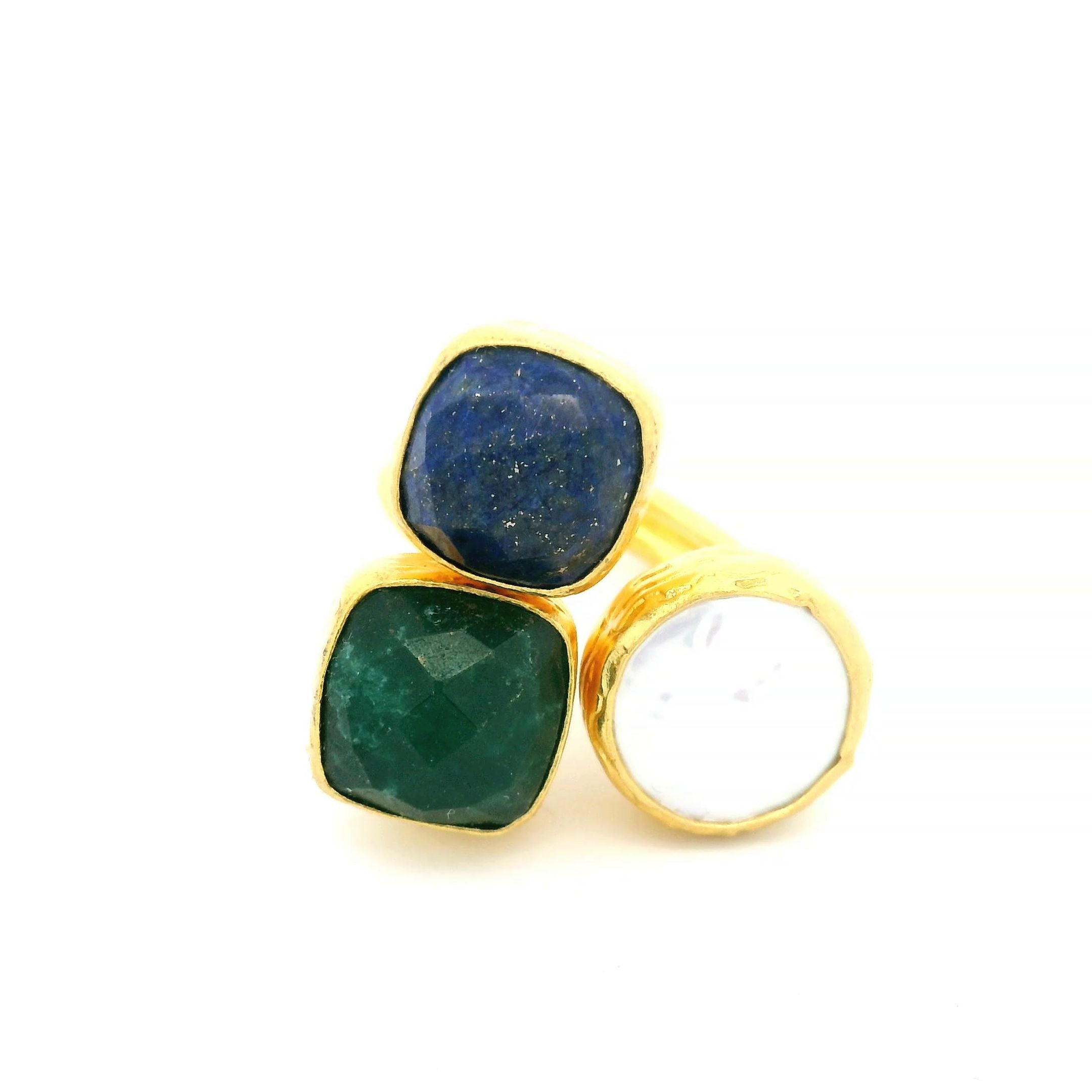 Ring Messing vergoldet, grüne Jade, Barockperle und Lapislazuli