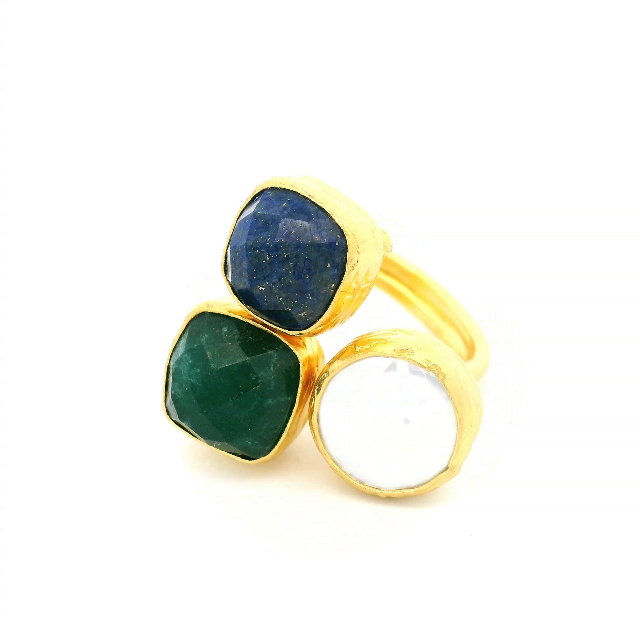 Ring Messing vergoldet, grüne Jade, Barockperle und Lapislazuli