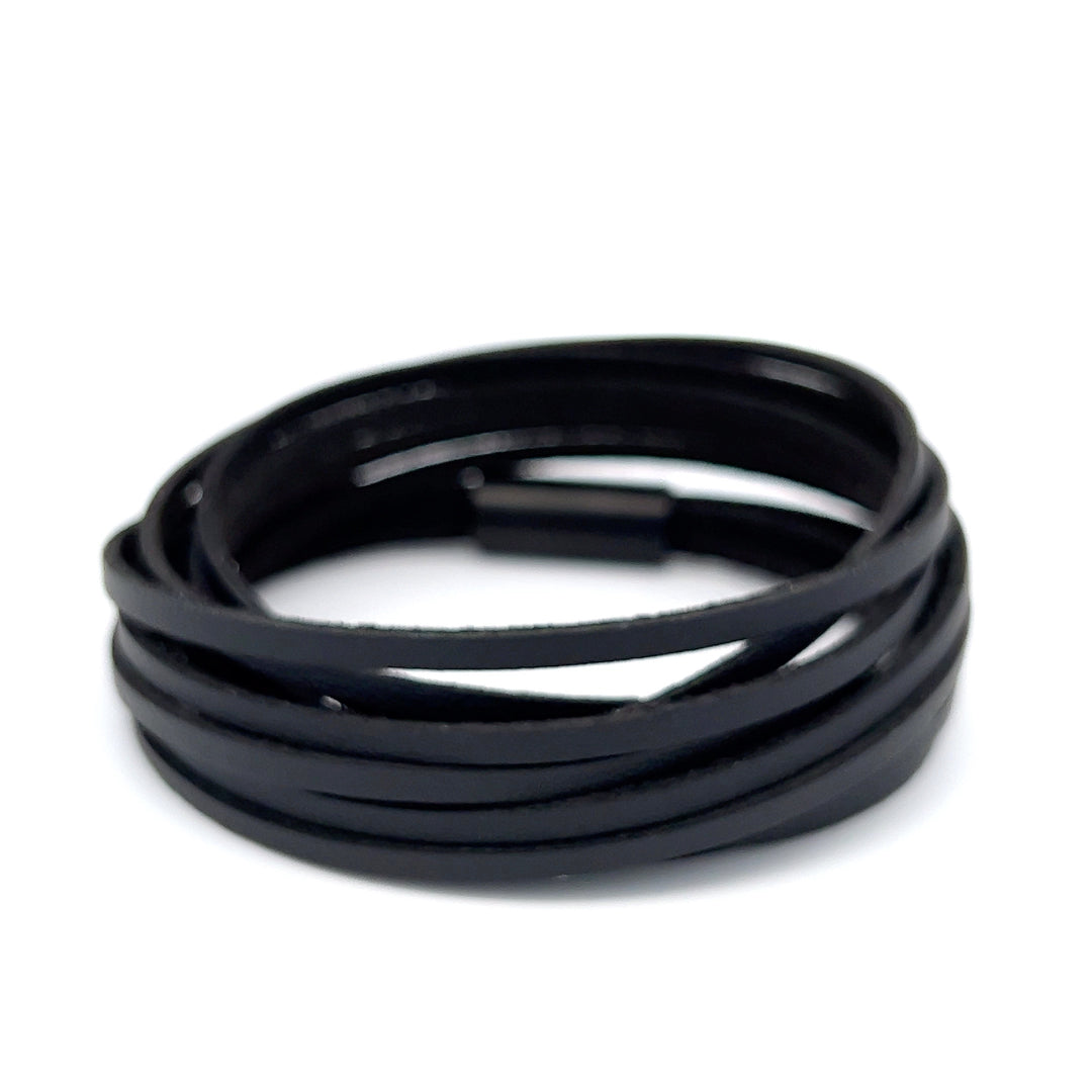 Schwarz  kOmMa5 doppelt gewickeltes Armband