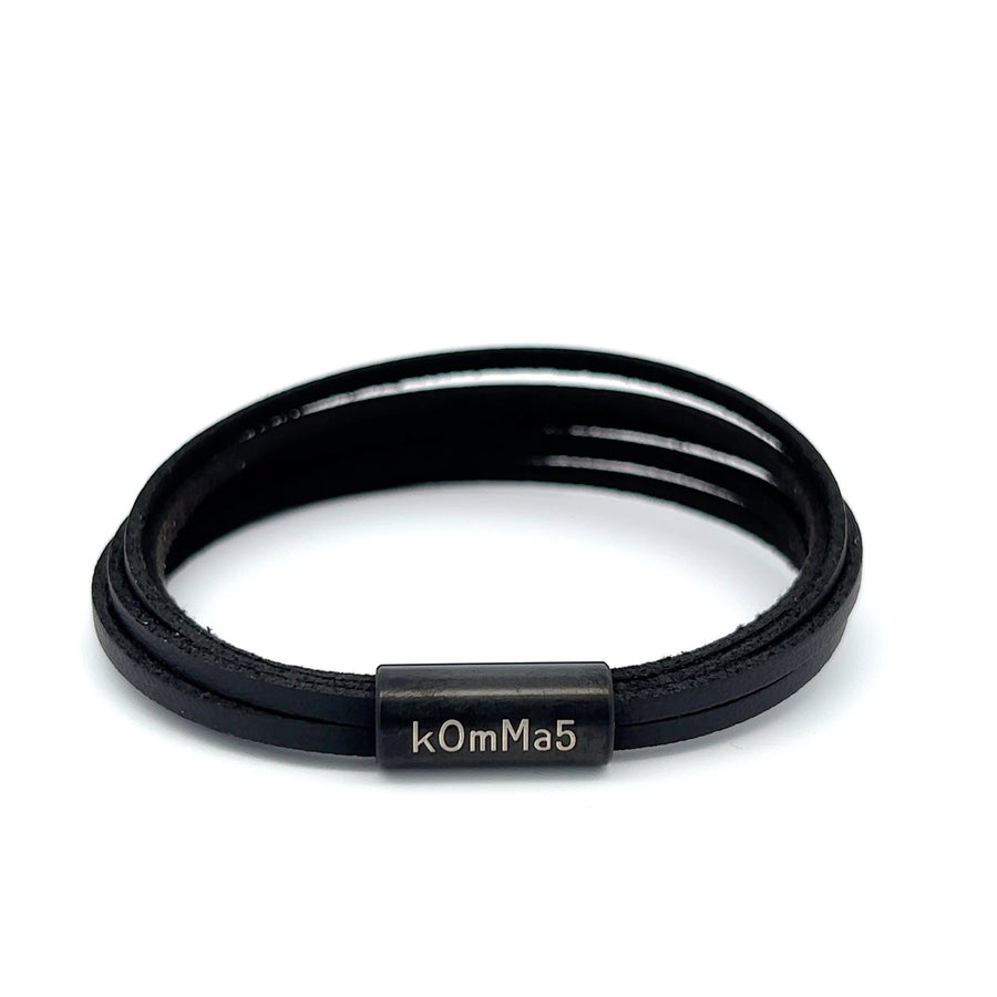 Schwarz e  kOmMa5 einfach gewickeltes Armband