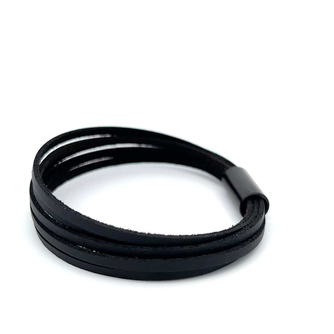 Schwarz e  kOmMa5 einfach gewickeltes Armband