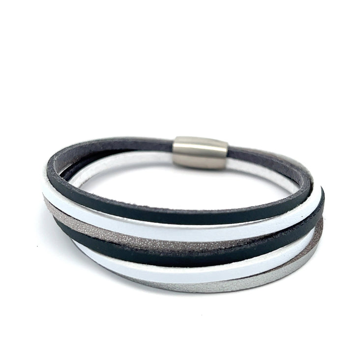 Gisella-e  kOmMa5 einfach gewickeltes  Armband
