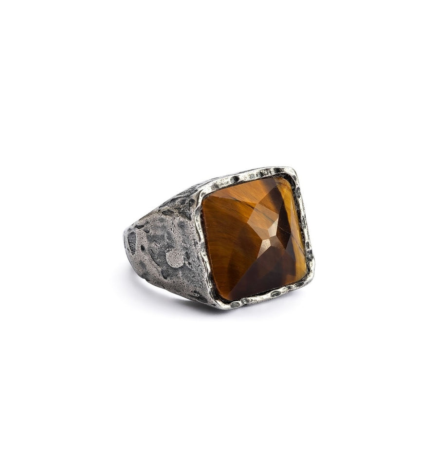 Re Brown Ring