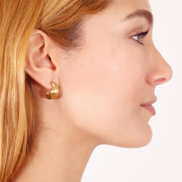 HOLLOW WINTER EARRING 2024 MODEL 7