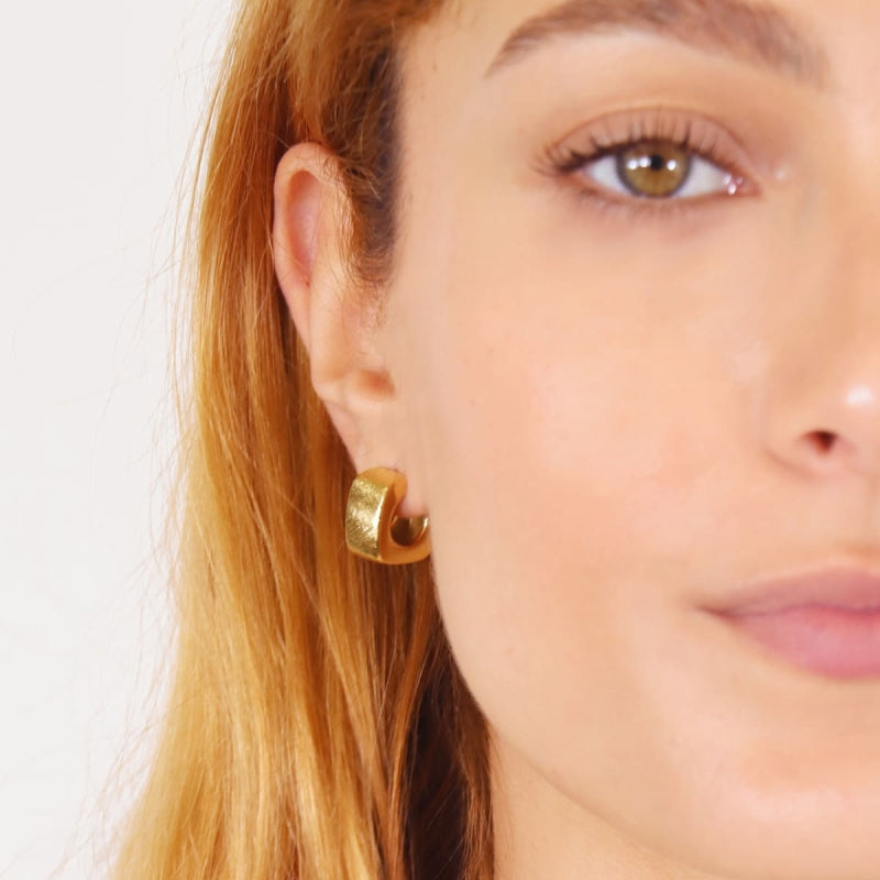 HOLLOW WINTER EARRING 2024 MODEL 16