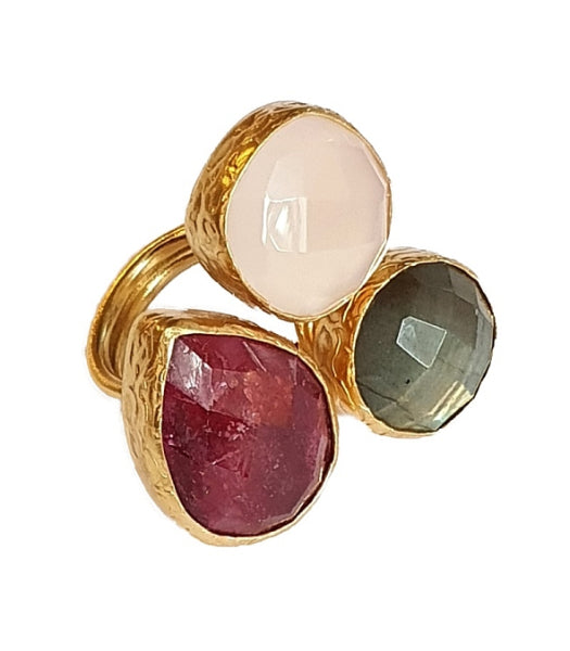 Ring aus Messing vergoldet, Rubin, weier Chalcedon, Labradorit