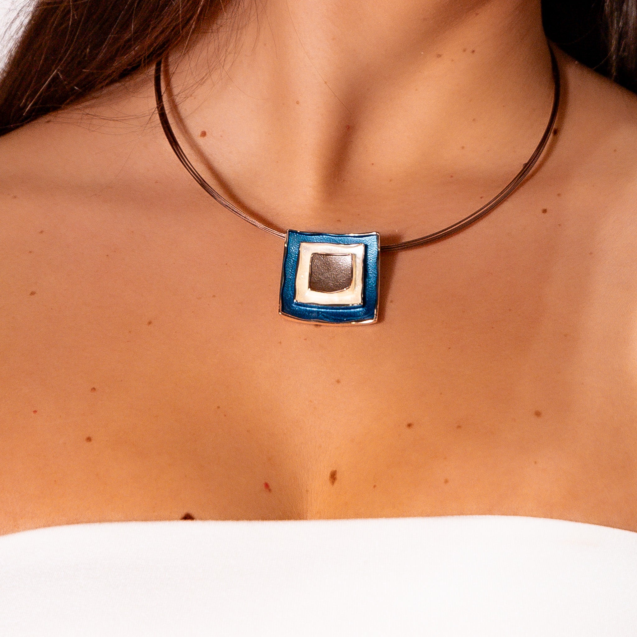 Collana fili acciaio corta zama tre quadri sovrapposti
