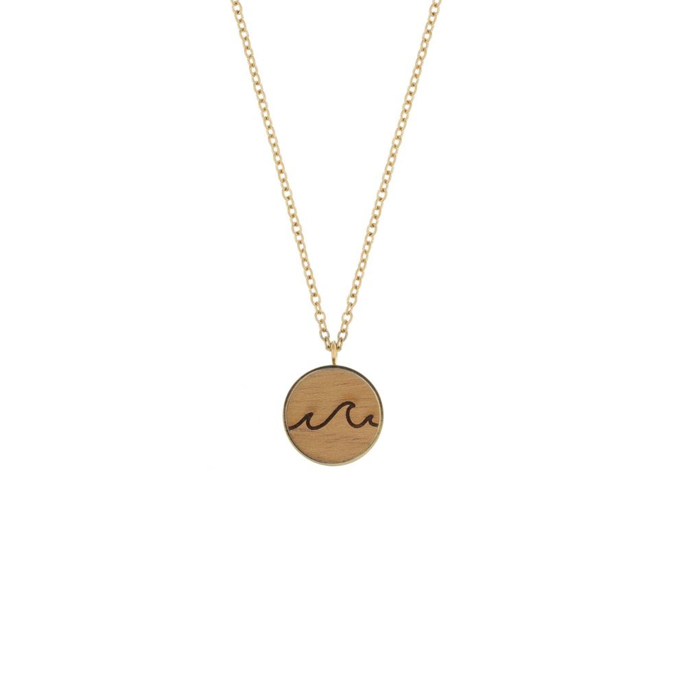 Collana Wave Skyla Gold realizzata in acciaio inossidabile placcato oro e legno di noce