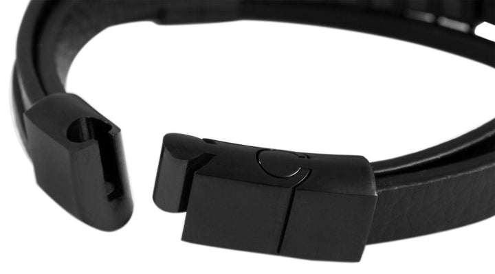 Echtlederarmband mit Edelstahlelementen, schwarz/schwarz