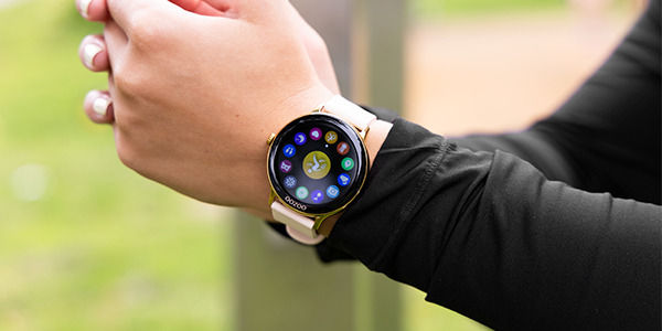 Oozoo Smartwatch Q00131