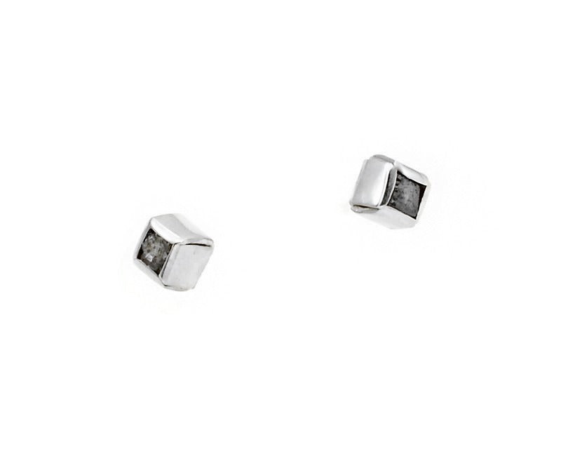 Ohrstecker Silber mit Rohdiamant