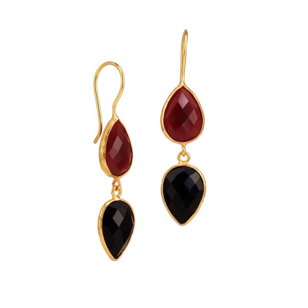 Ohrring aus Messing, vergoldet, rote/schwarze Onyxe