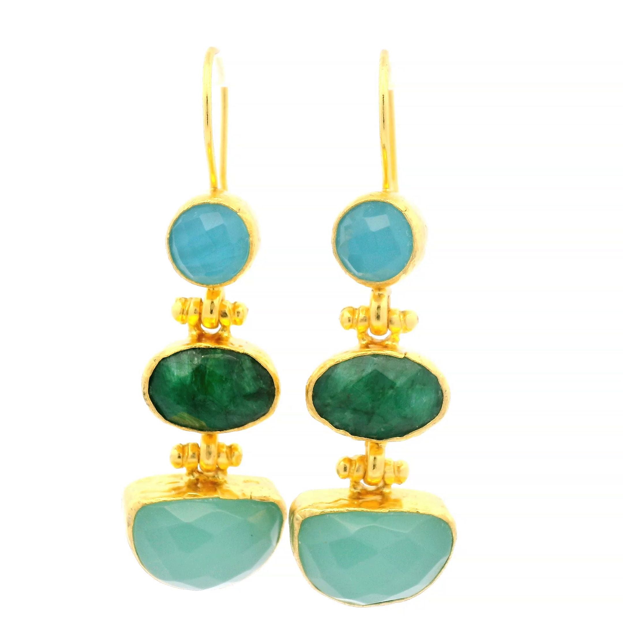 Ohrring aus Messing, vergoldet, Aquachalcedon, blauer Chalcedon, Smaragdquarz