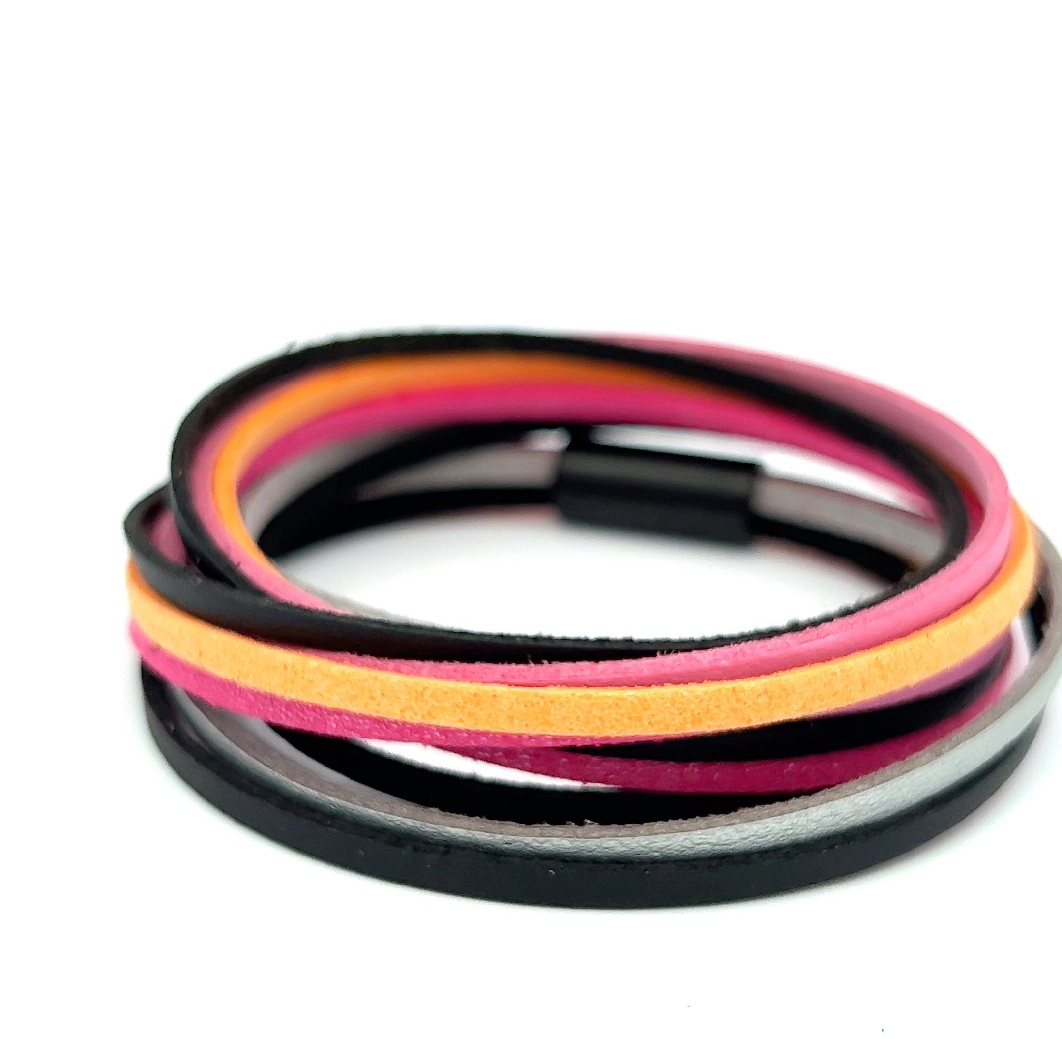 Pinky kOmMa5 doppelt gewickeltes  Armband