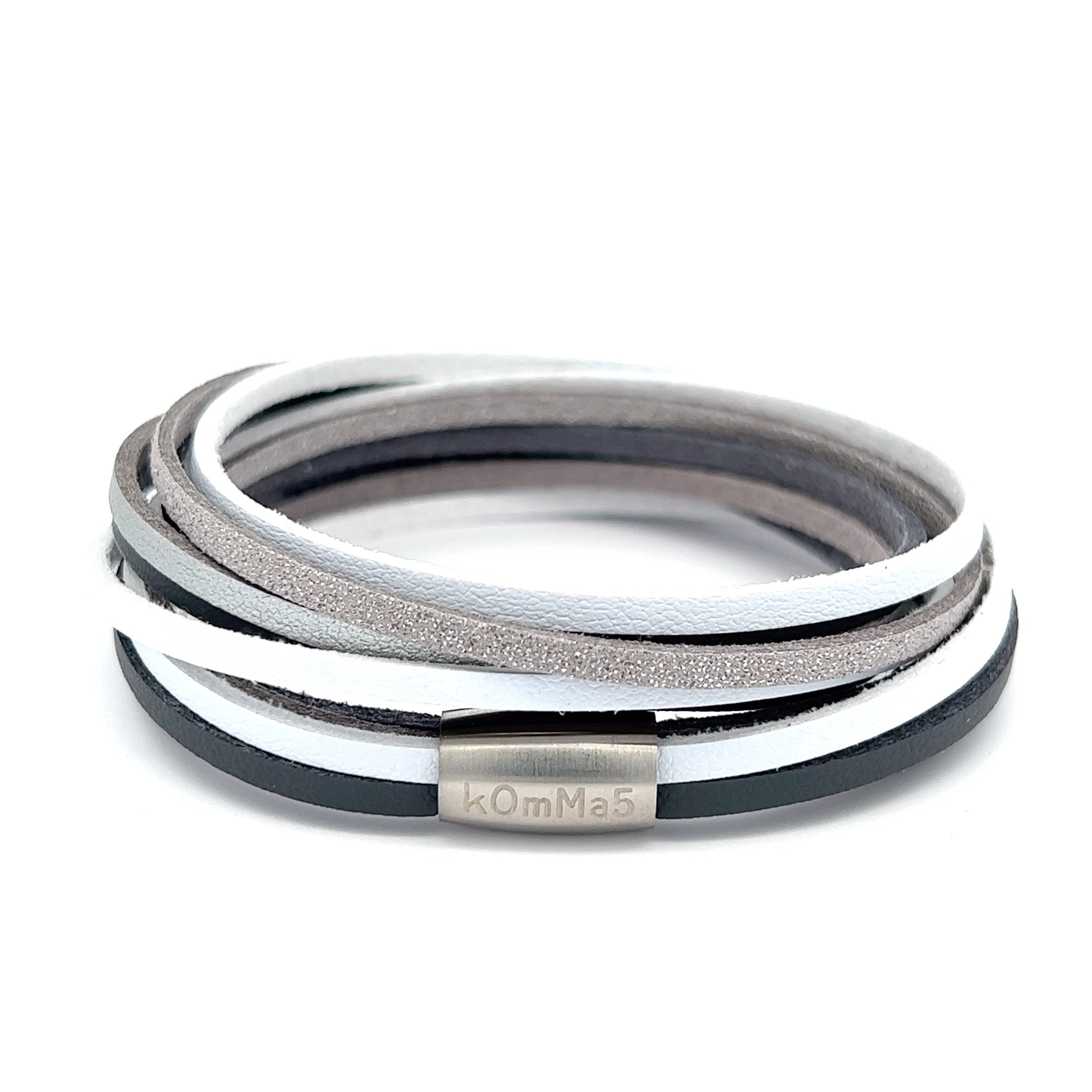 Gisella  kOmMa5 doppelt gewickeltes  Armband