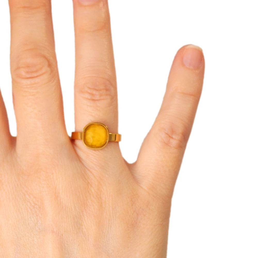 SUNFLOWER RING WINTER 2024 3 MODEL 1