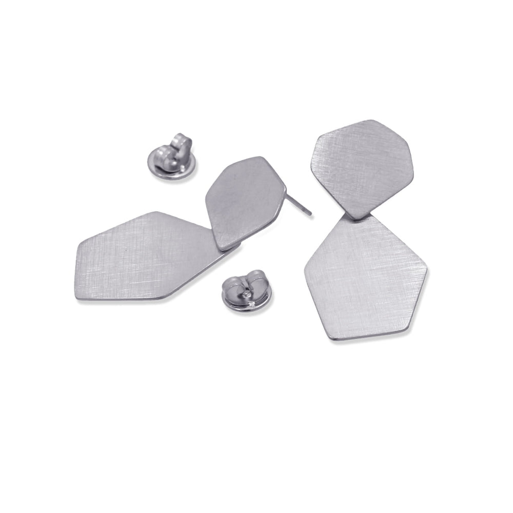 EARRING MADE WITH WEDGE-SHAPE PIECES BRUSHED EFFECT