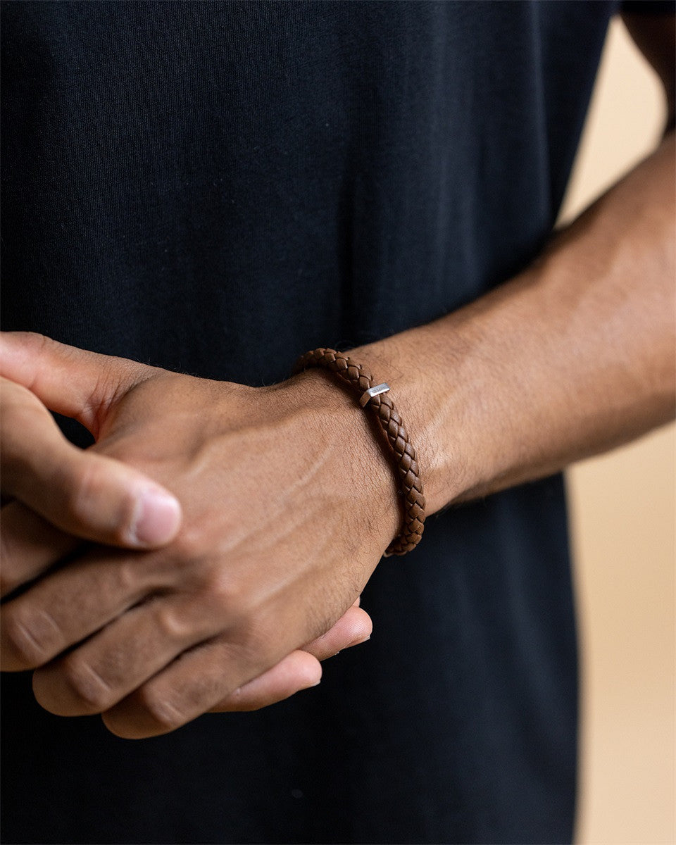 Una Light Brown M-L