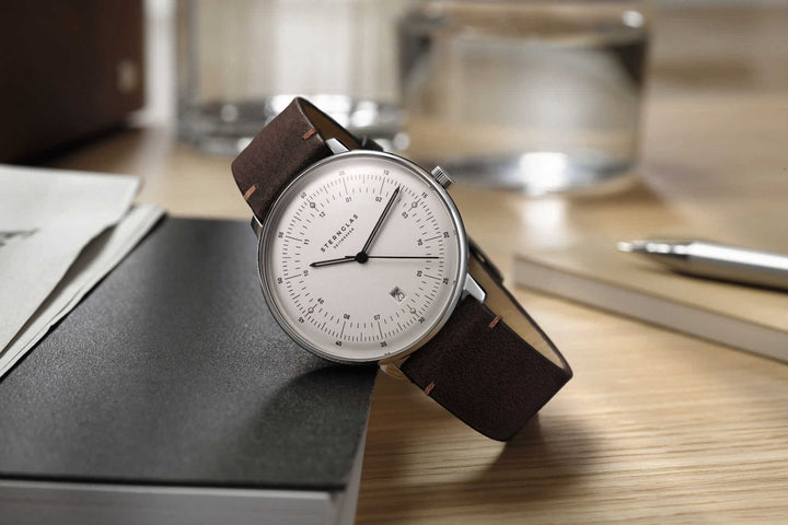 Hamburg silber/ mattiert silber / Vintage Mokka - 42 mm Quarz