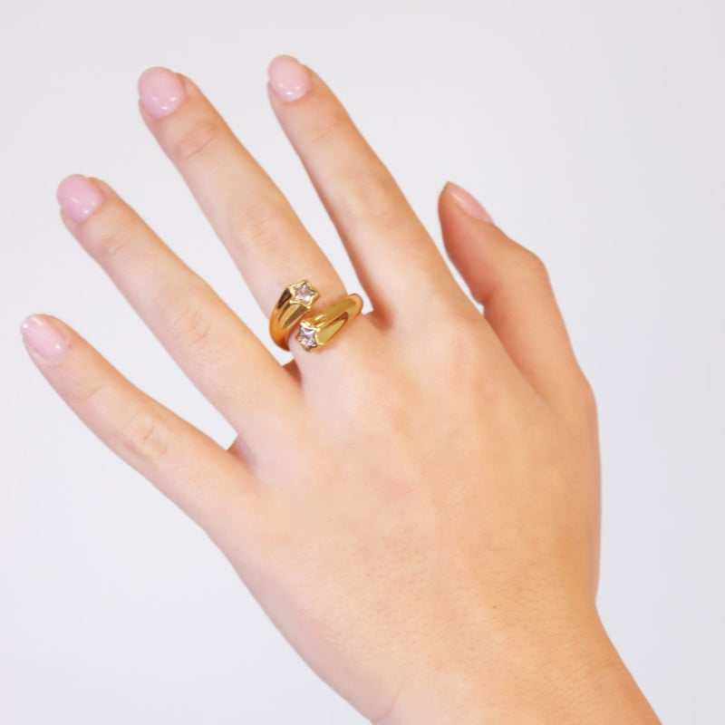 FUNDAMENTALS COLLECTION WITH A TWIST RING MODEL 1 Size 14