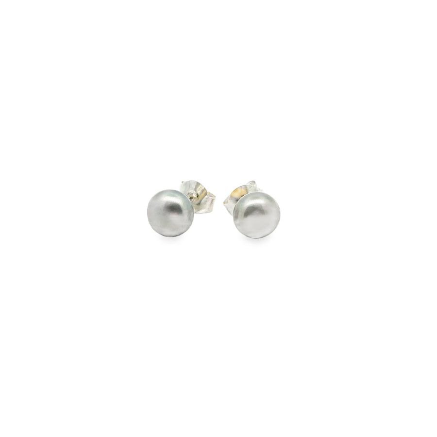 graue Süsswasserperle Button und Silber Stecker, 6 mm - AAAA Qualität