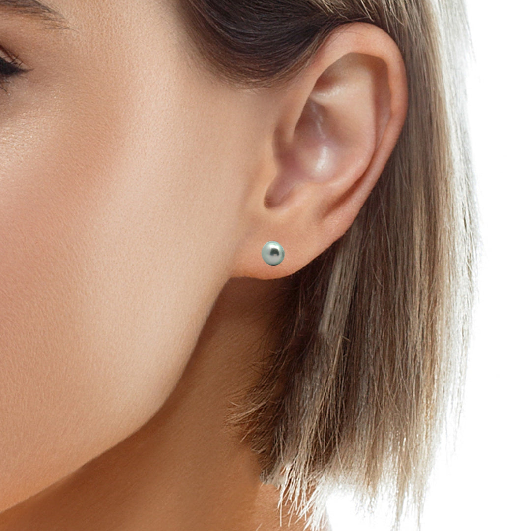 graue Süsswasserperle Button und Silber Stecker, 7 mm - AAAA Qualität