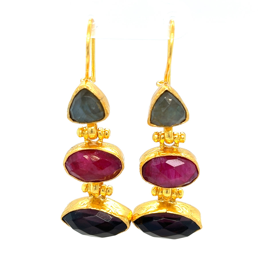 Ohrring aus Messing, vergoldet, Labradorit, Rubin, Amethyst
