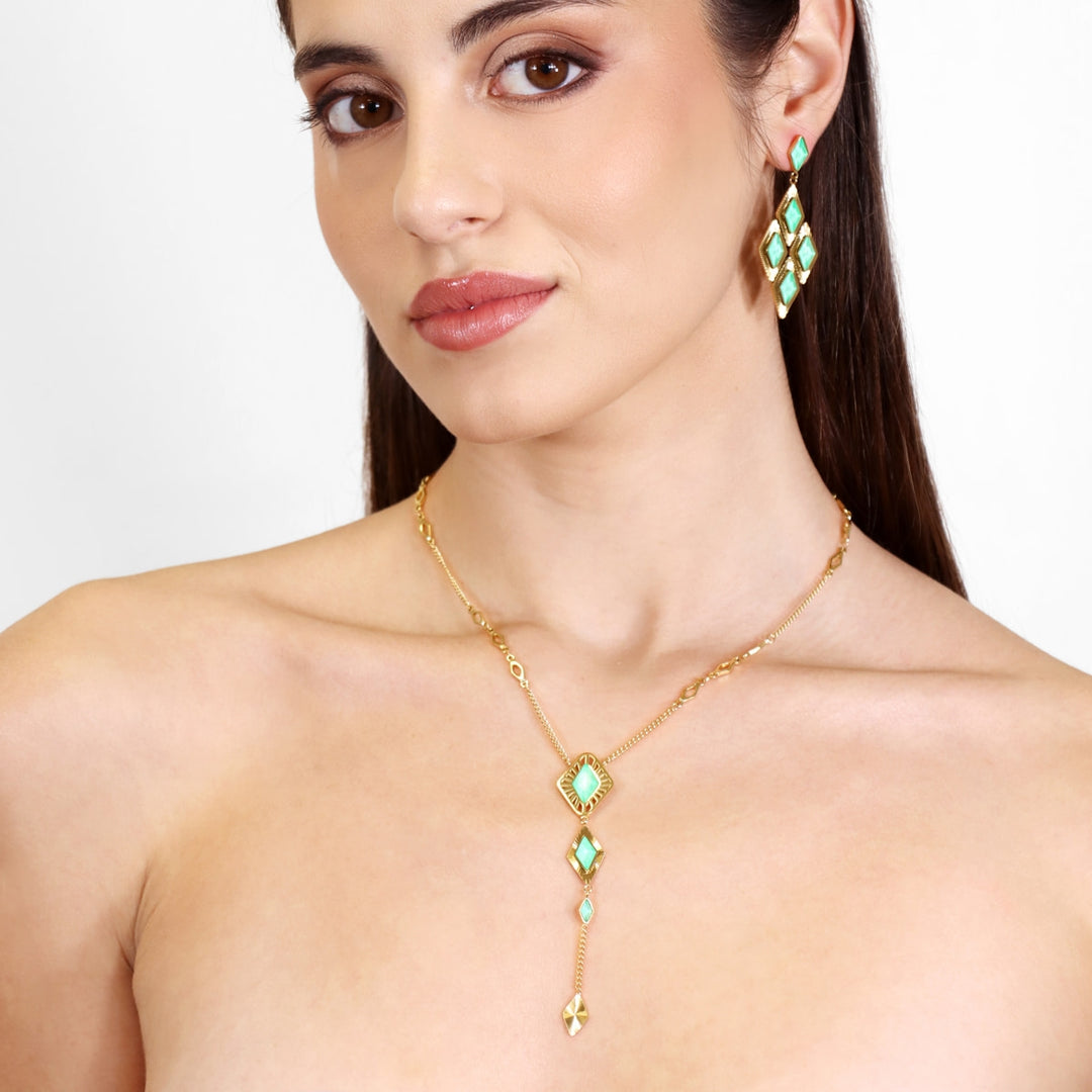 POR DEFINIR SUNFLOWERS SS26 NECKLACE MODEL