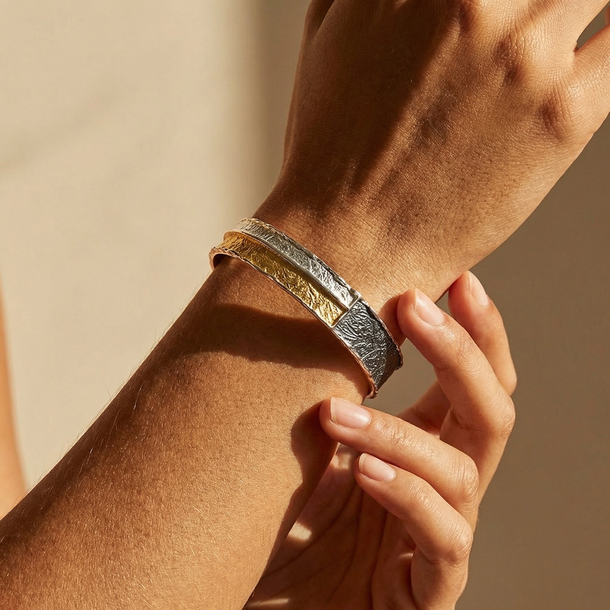 Armreif 925 Silber, geschwärzt & vergoldet