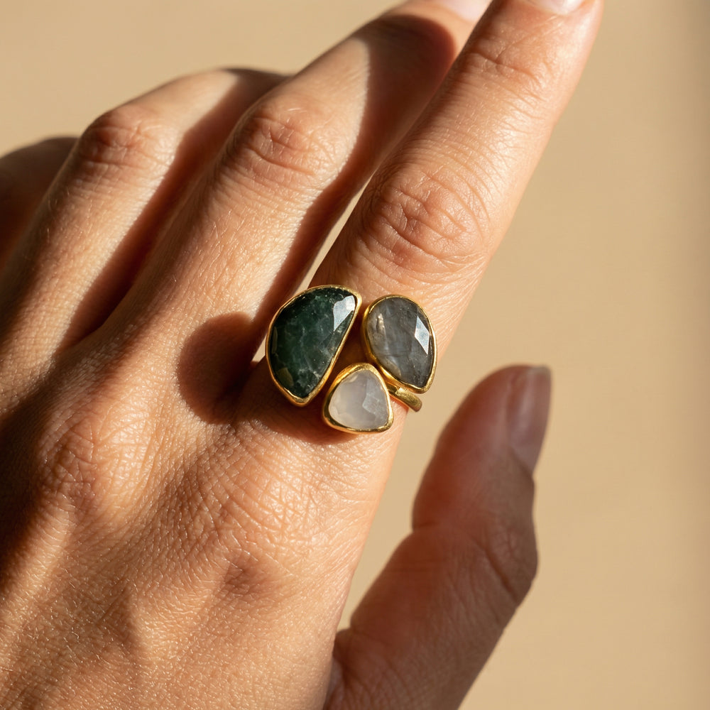 Ring Messing vergoldet Steine weiß/blau/grau