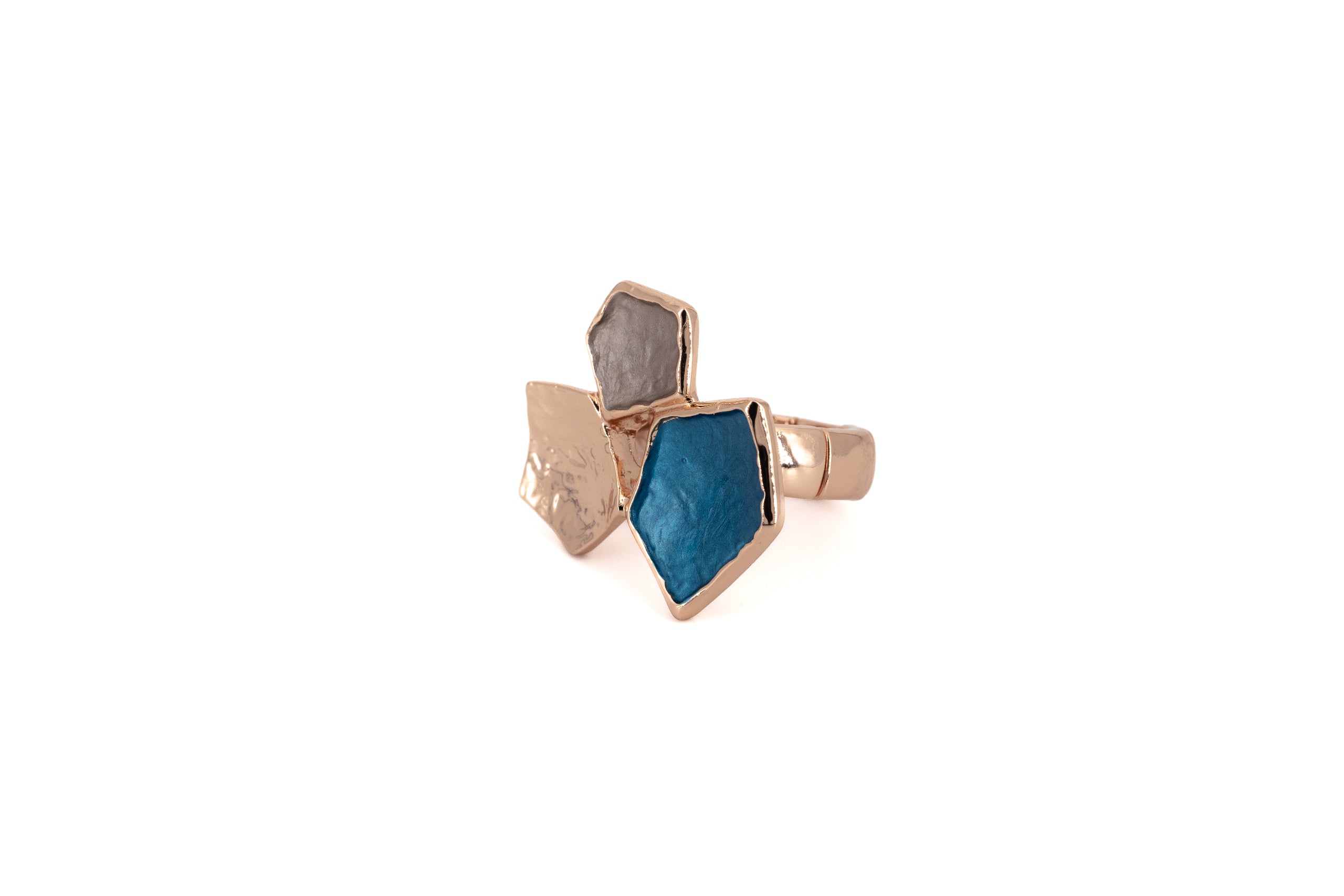 Anello zama tre pentagoni stilizzati
