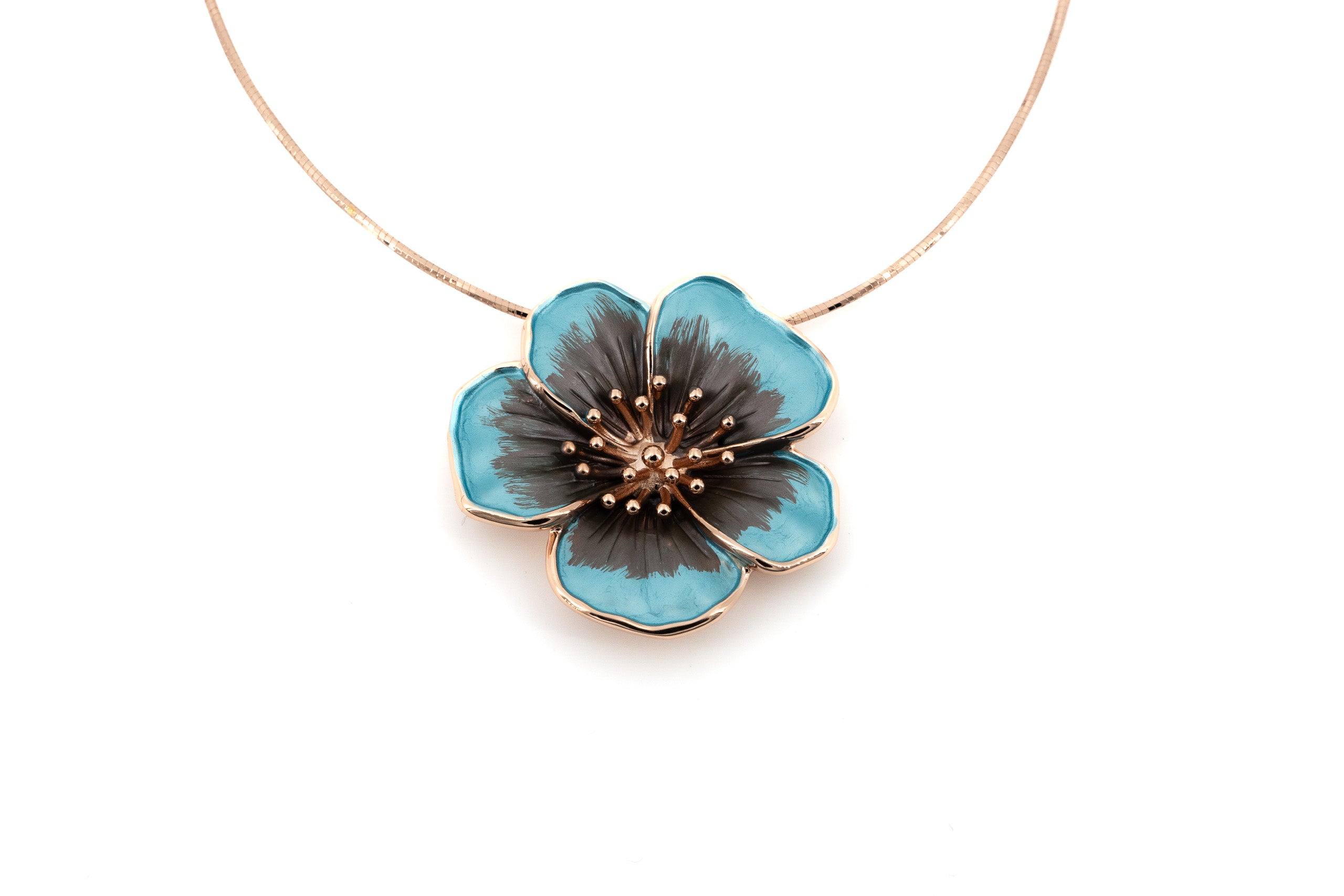 Collana filo semi rigido corto zama fiore aperto