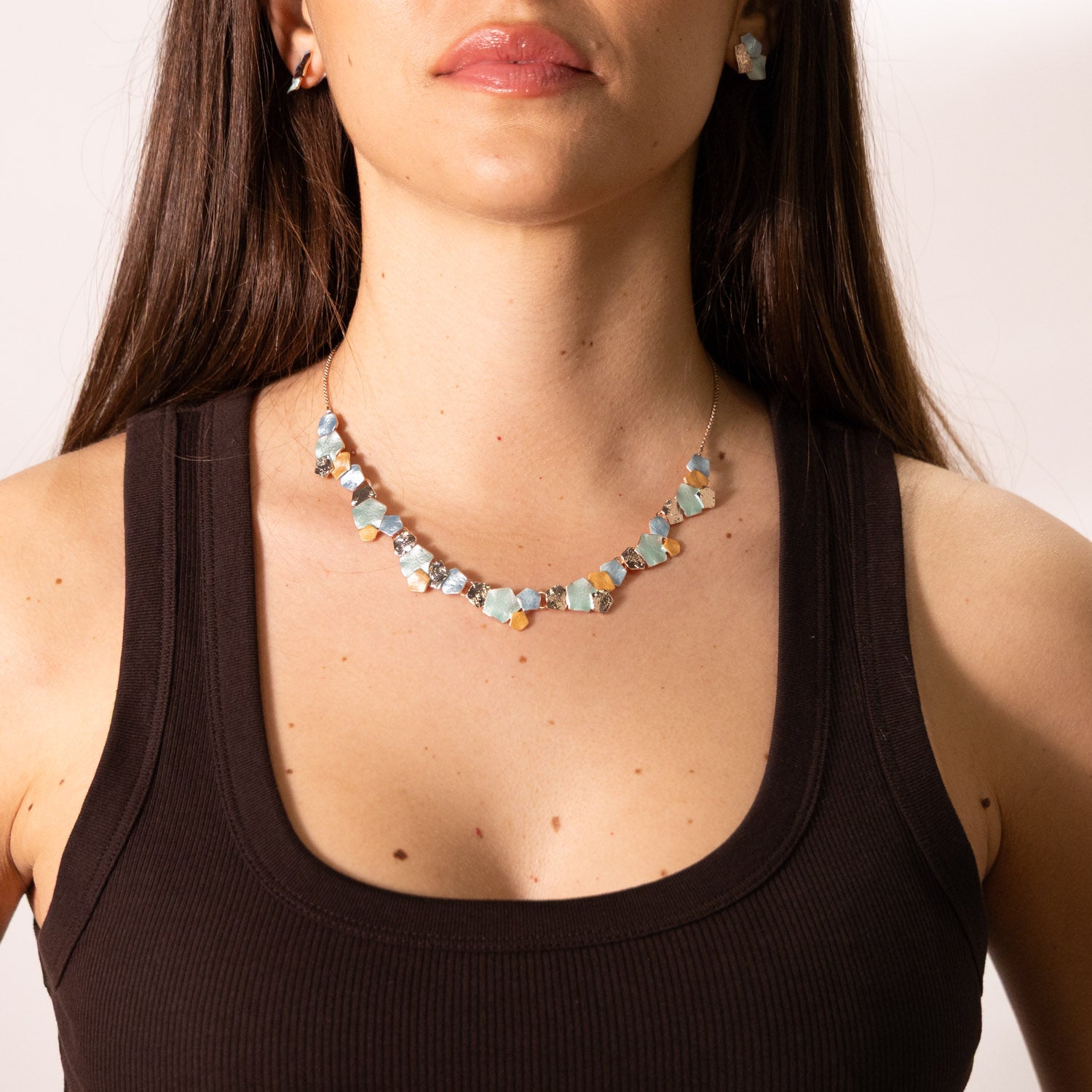Collana catena corta zama multi pentagoni